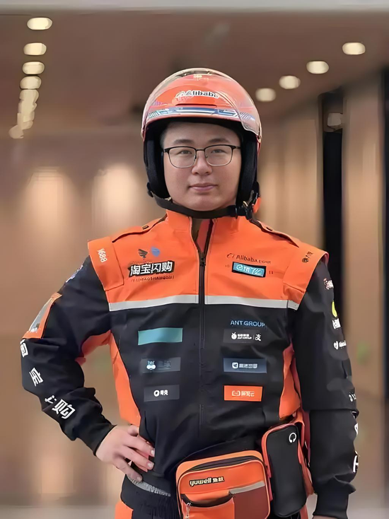 阿里又变阵，马云频频“上线”
